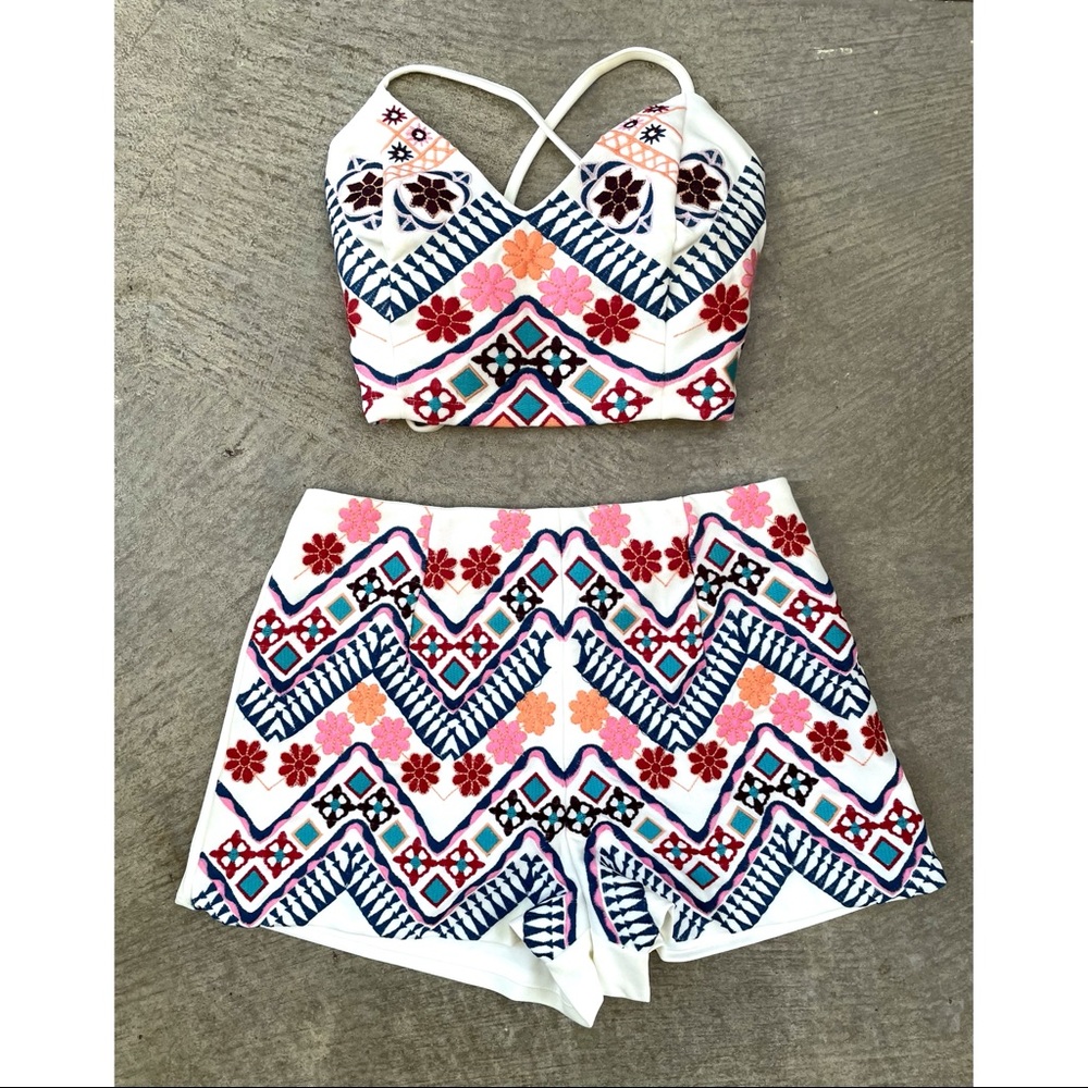 2 Piece Embroidered Set